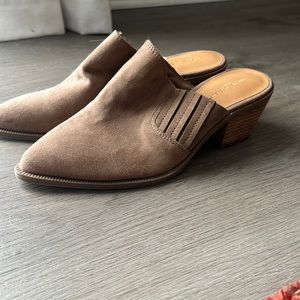 American eagle booties